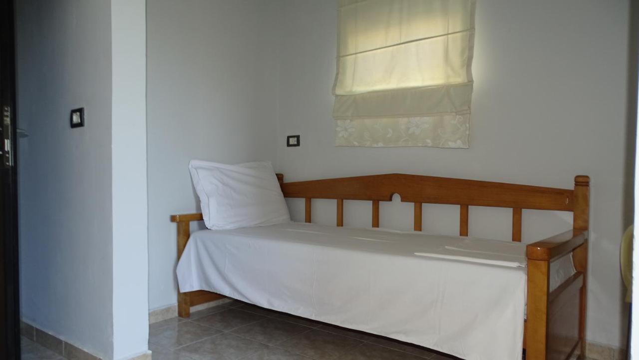קסאמיל Hotel Ardiani מראה חיצוני תמונה