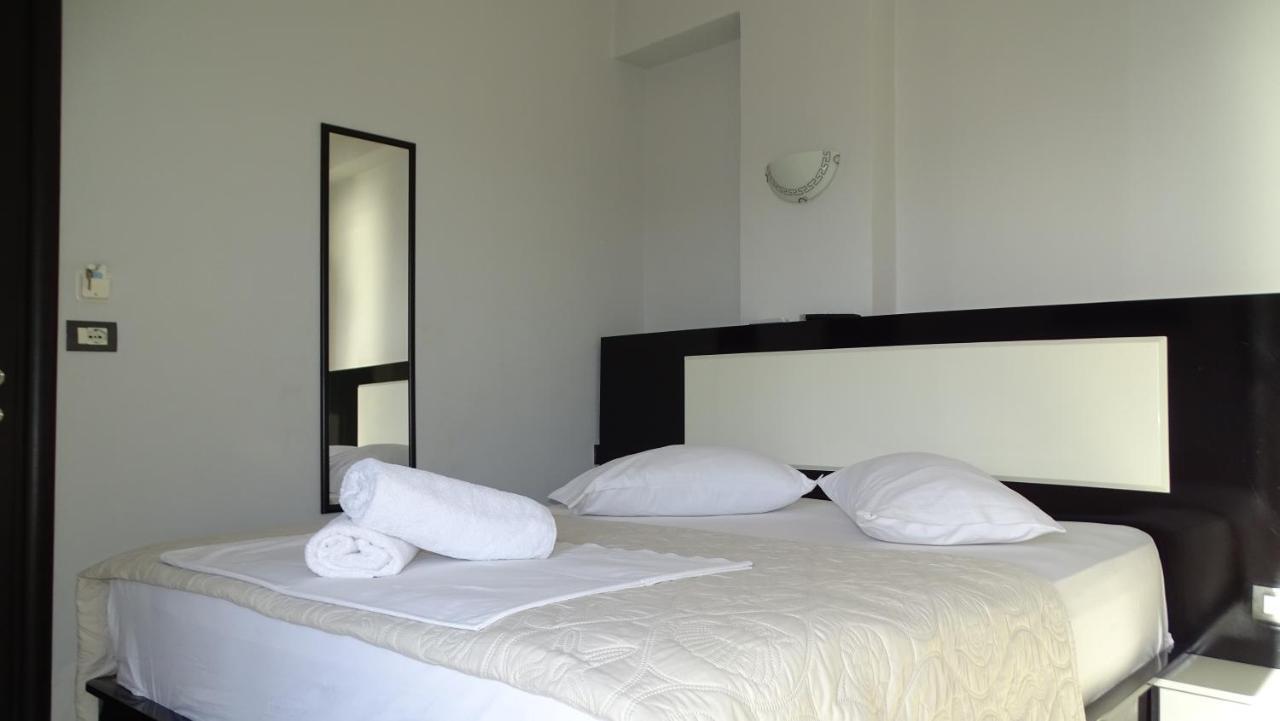 קסאמיל Hotel Ardiani מראה חיצוני תמונה